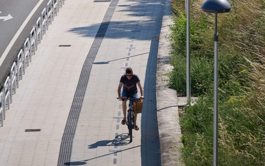 Cohesión Territorial pone a disposición de las entidades locales cerca de 2,6 millones de euros para la construcción de infraestructuras ciclistas y ciclables